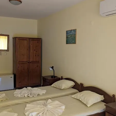 Отель Prima Vera Приморско