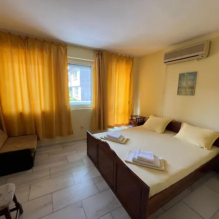 Prima Vera Hotel 2*
